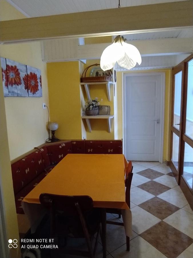 Apartmanhaz Gabriella Harkány Zewnętrze zdjęcie